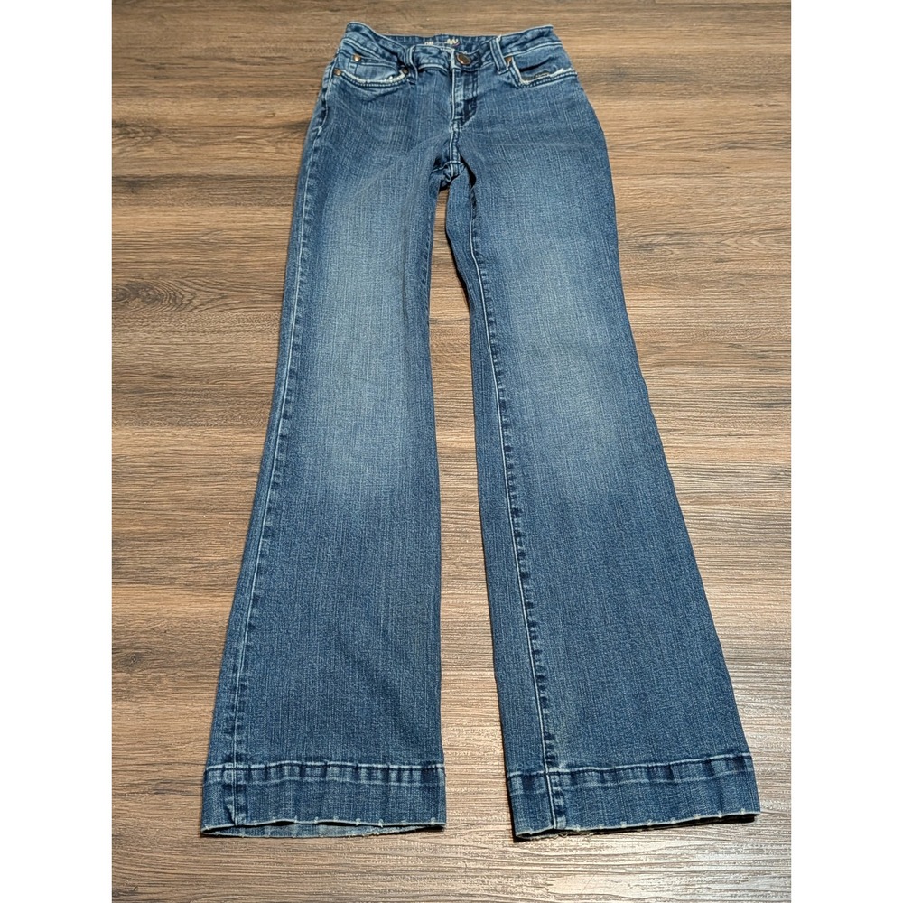 Wrangler Womens Flare Leg Jeans Medium Wash Blue 09MWWSA Size 1x34 Long Inseam